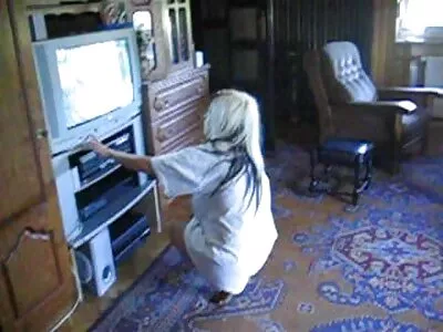 Подруги-лесбіянки видео еротика роздягаються і лізуть кицьки